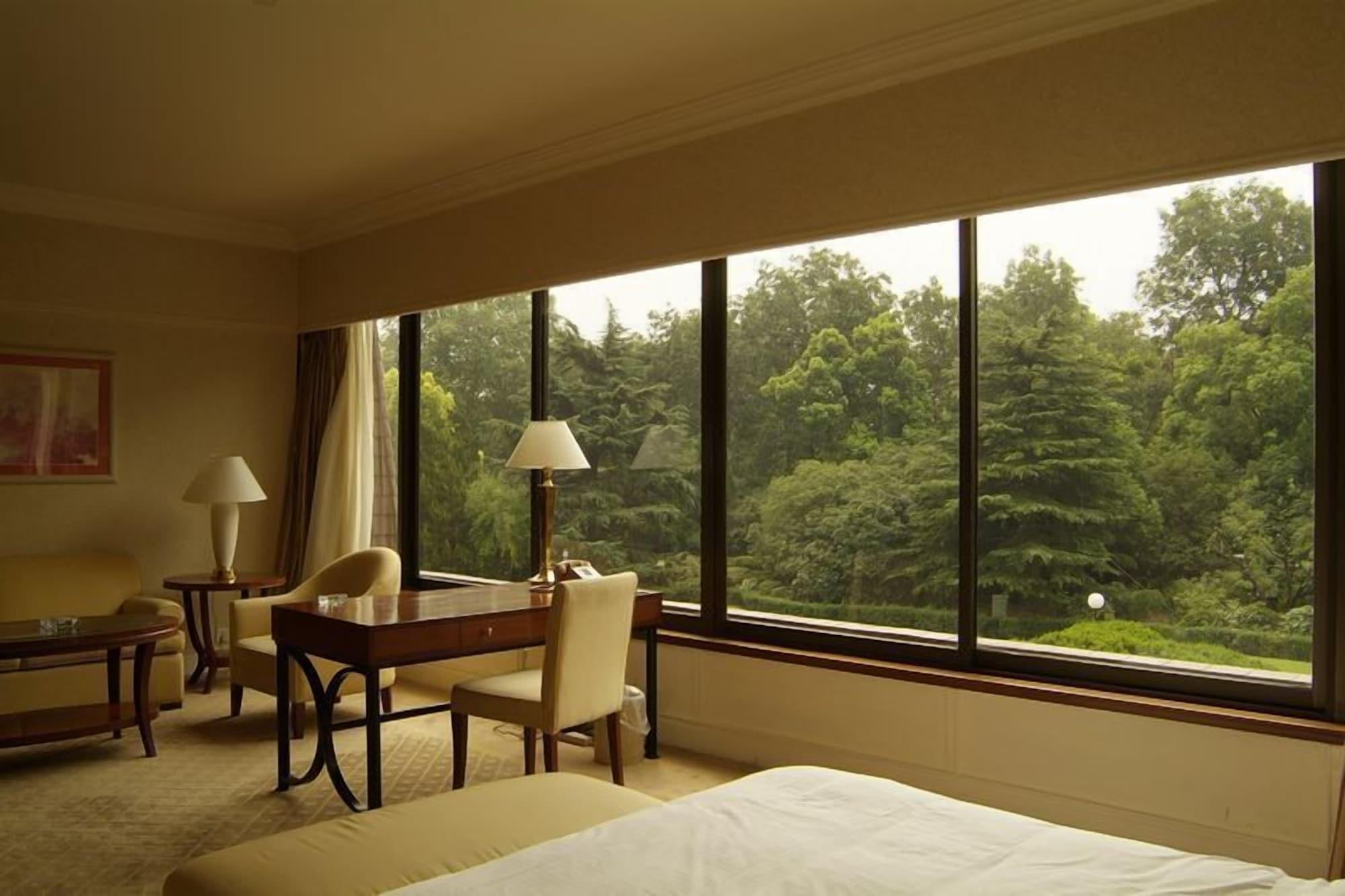 Cypress Hotel Jin Jiang Шанхай Экстерьер фото