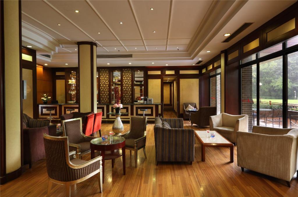 Cypress Hotel Jin Jiang Шанхай Экстерьер фото