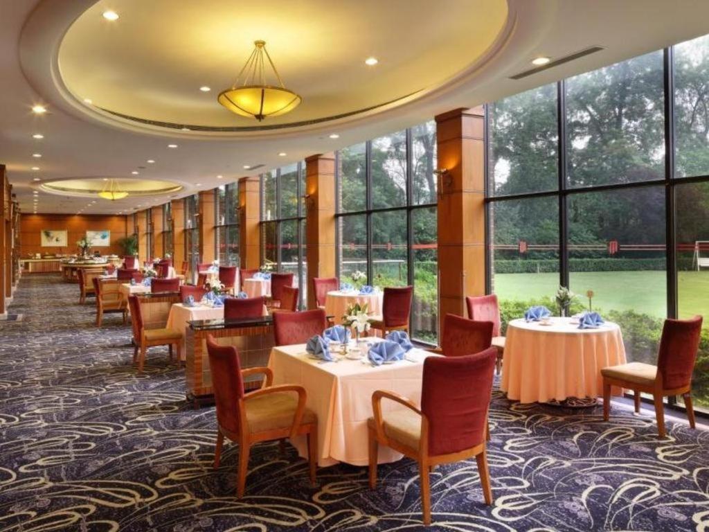 Cypress Hotel Jin Jiang Шанхай Экстерьер фото