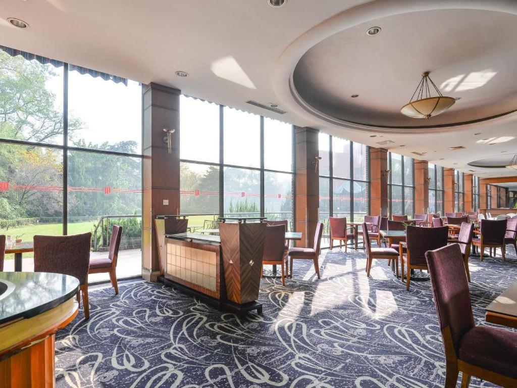 Cypress Hotel Jin Jiang Шанхай Экстерьер фото