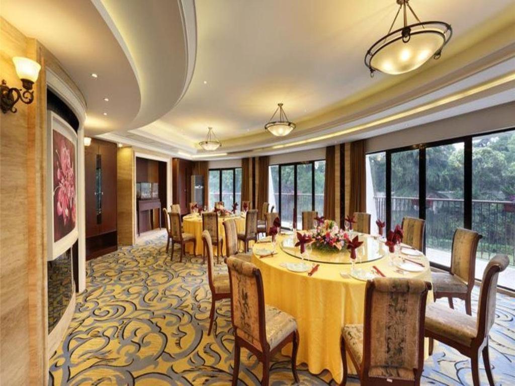 Cypress Hotel Jin Jiang Шанхай Экстерьер фото